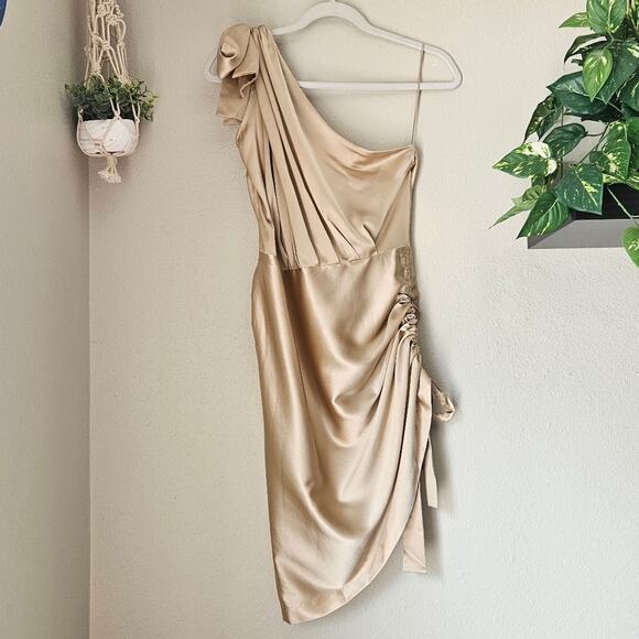 RETROFÊTE Nadia One-shoulder Ruched Stretch-Silk Satin Mini Dress Sz L Champaign - Picture 4 of 14